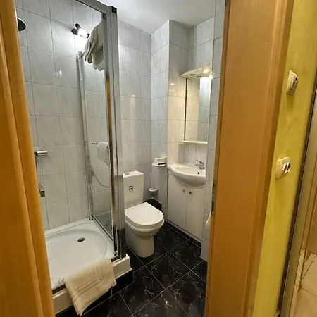 Apartman Apartament Afi Ultradotat 3 *